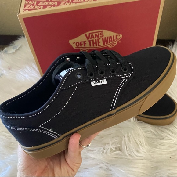 Final sale 🌹Vans atwood low top sneakers - Picture 2 of 13